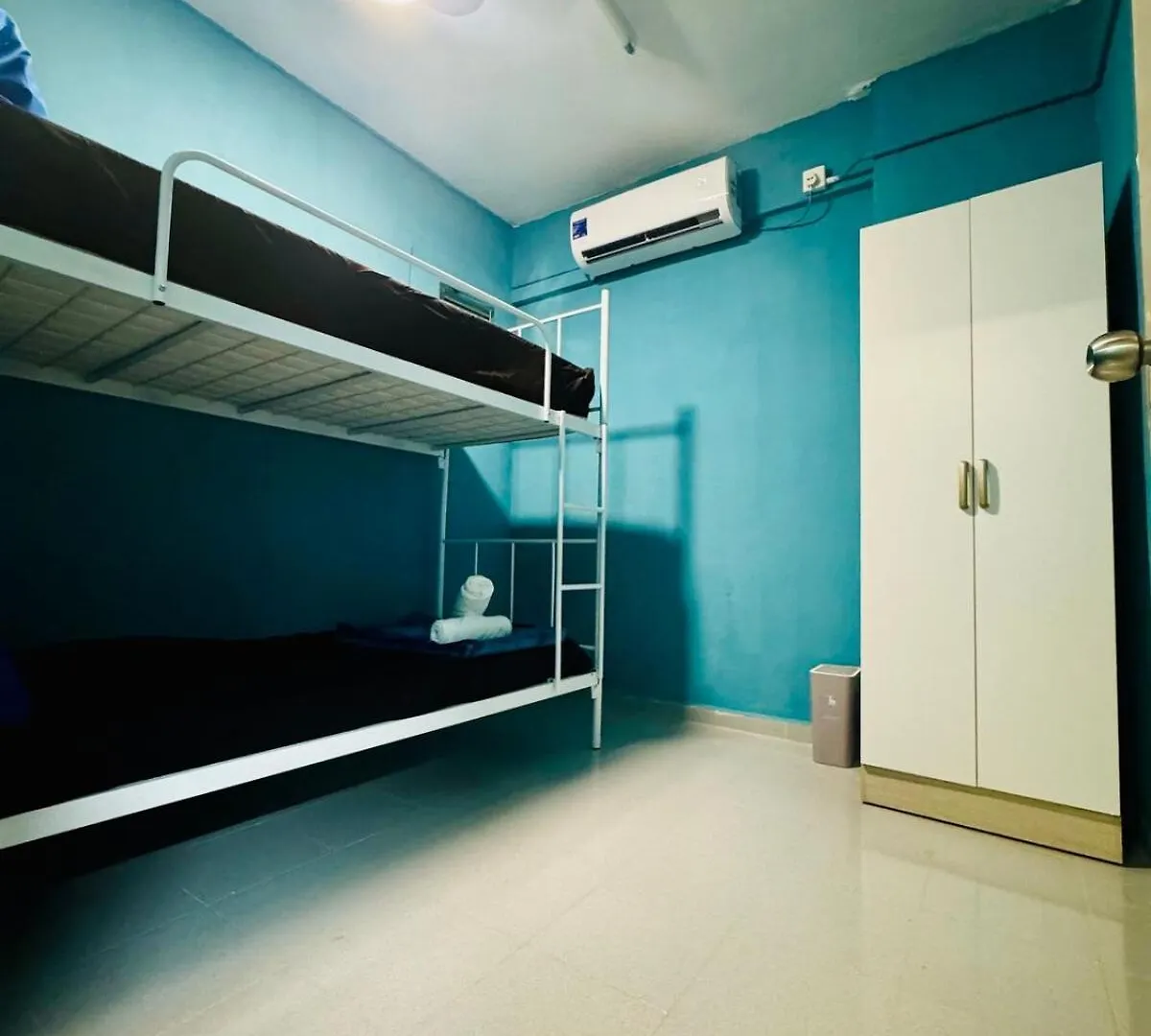 Relax Familystay Usm 3Br 8Pax Gelugor 0*,  Malezya